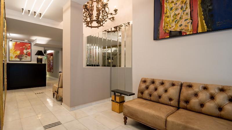Fos Downtown Suites Атина Екстериор снимка