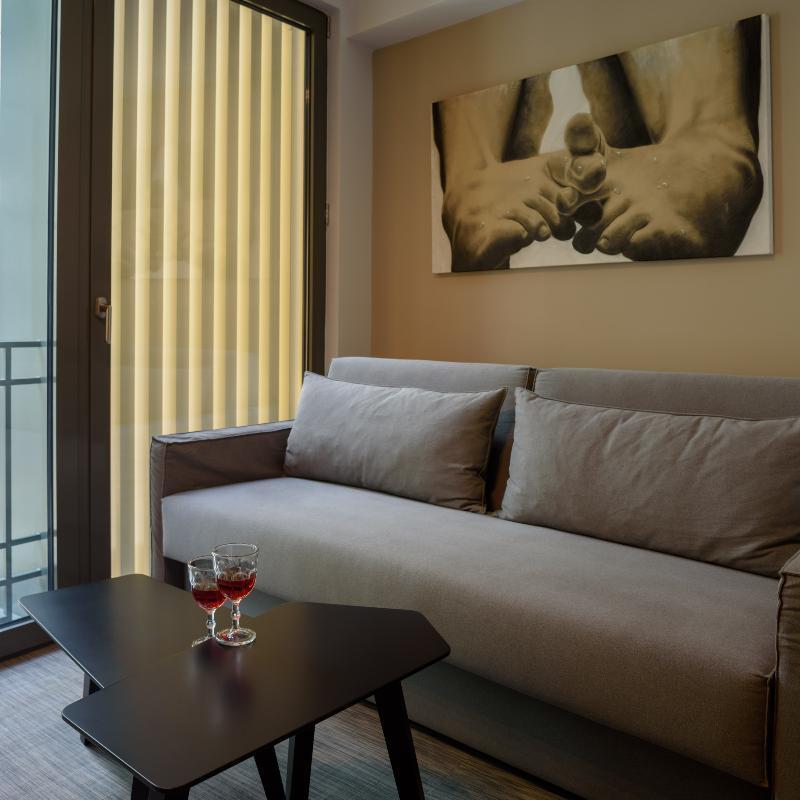 Fos Downtown Suites Атина Екстериор снимка