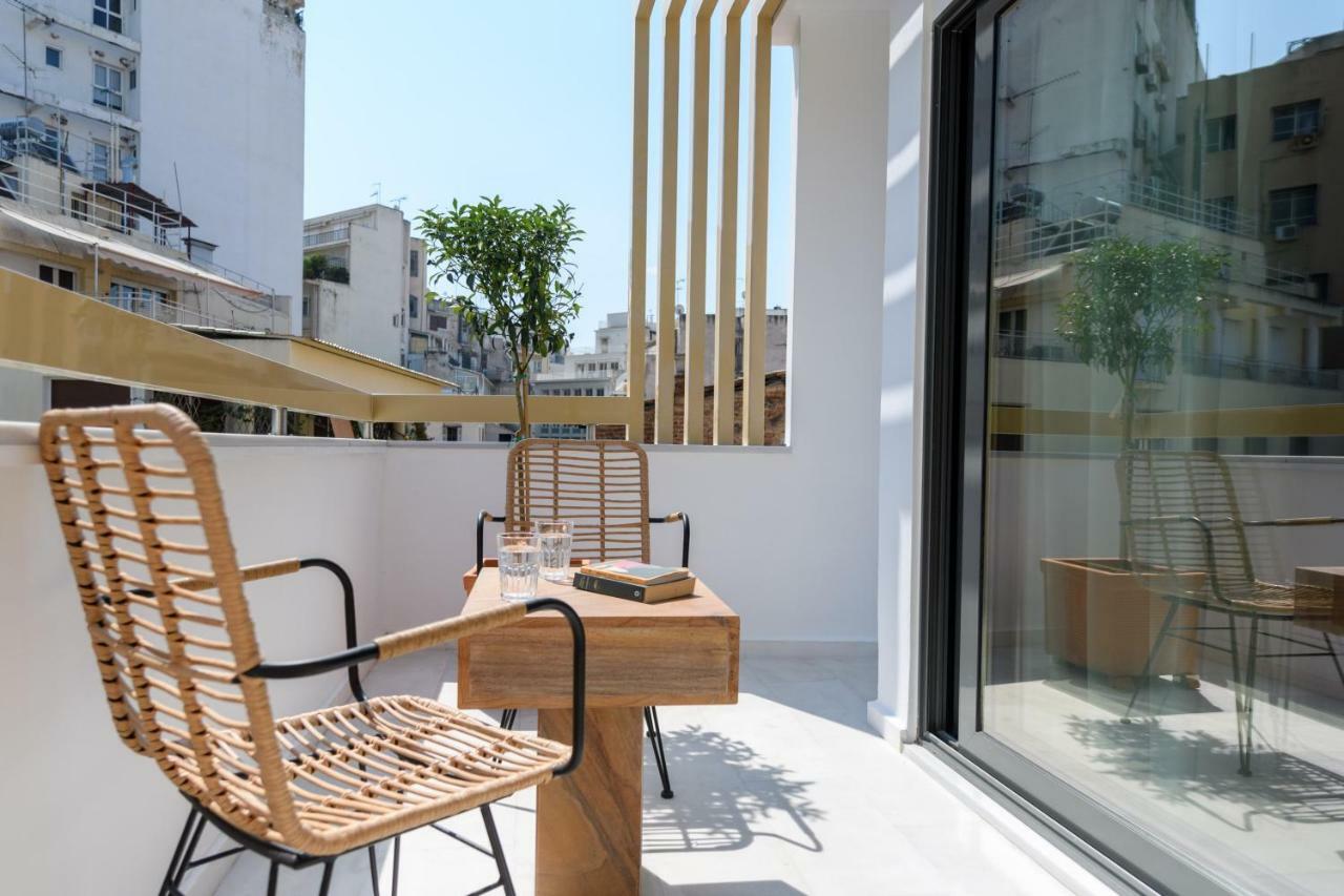 Fos Downtown Suites Атина Екстериор снимка