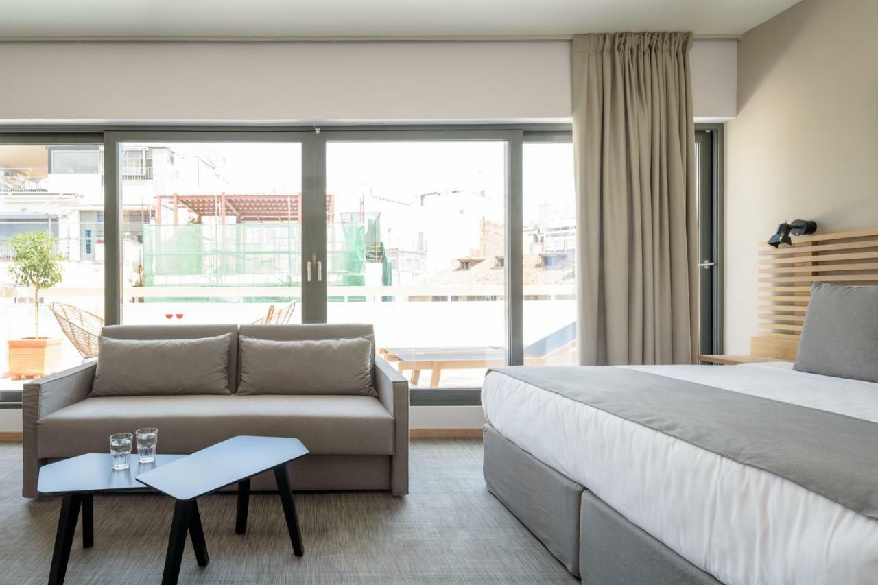 Fos Downtown Suites Атина Екстериор снимка