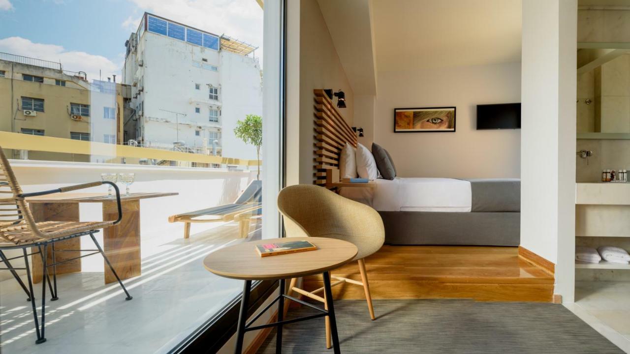 Fos Downtown Suites Атина Екстериор снимка